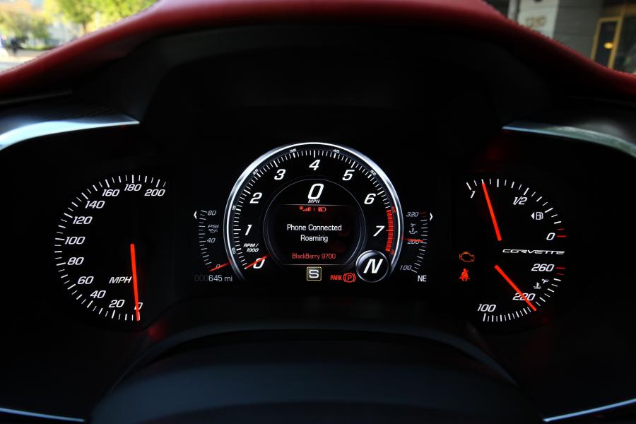  Chevrolet Corvette Stingray Coupe 2013 года  (JP) (фото 4 из 14)